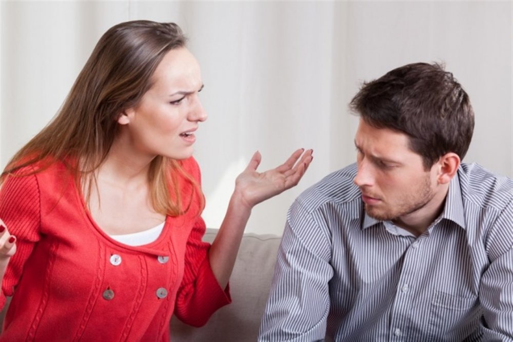 كيف أتعامل مع الأنثى العنيدة والمتمردة