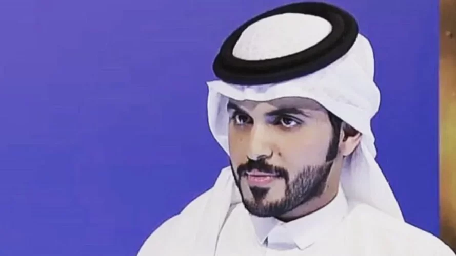 السيرة الذاتية للكاتب السعودي غازي الذيابي