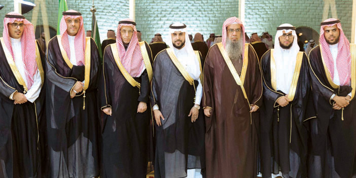 الشثري وش يرجعون عائلة الشثري