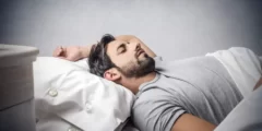 تفسير حلم رؤية رجل عاري في المنام